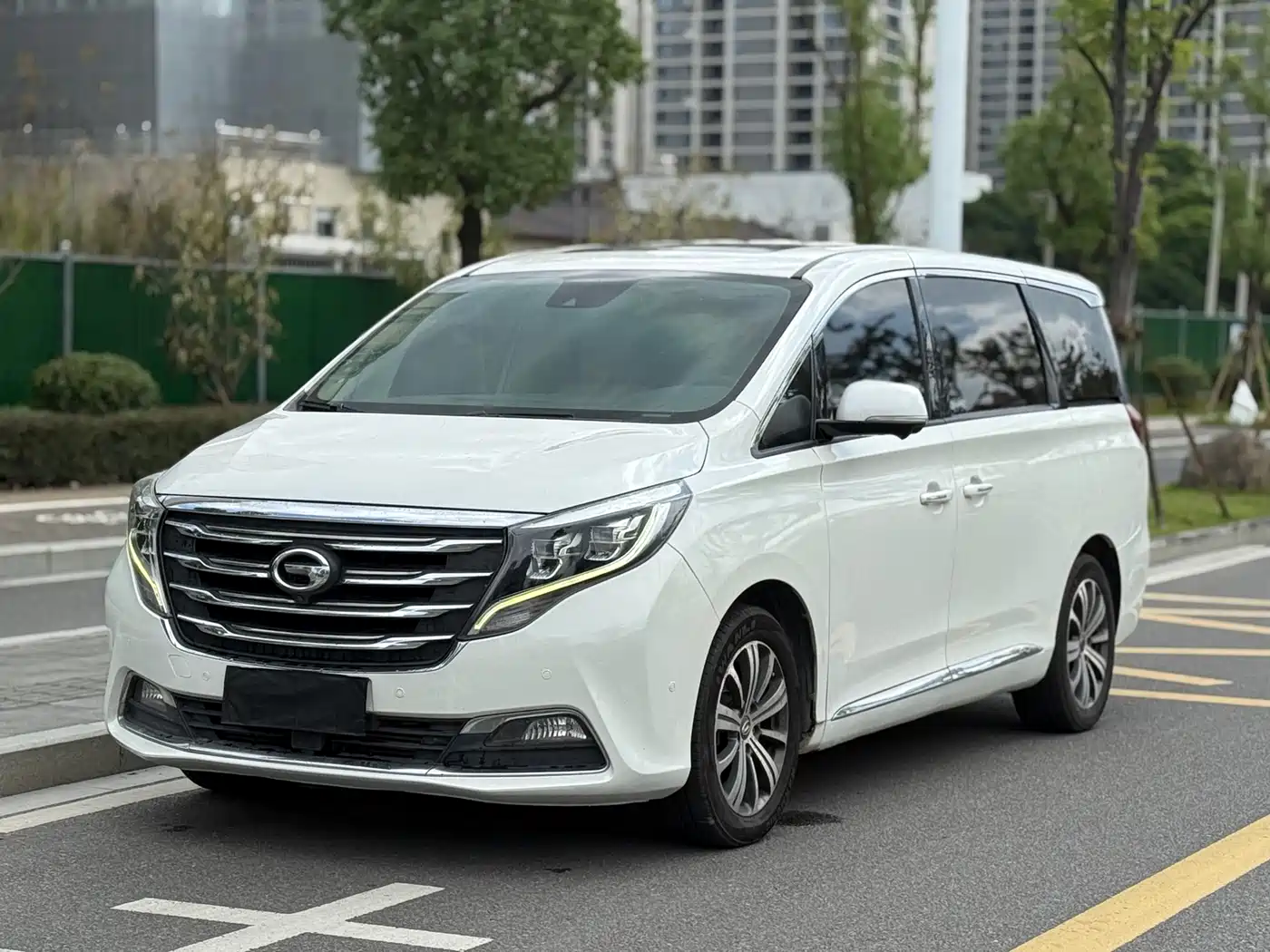 GAC Trumpchi Trumpchi M8 2018 320T Flagship Edition