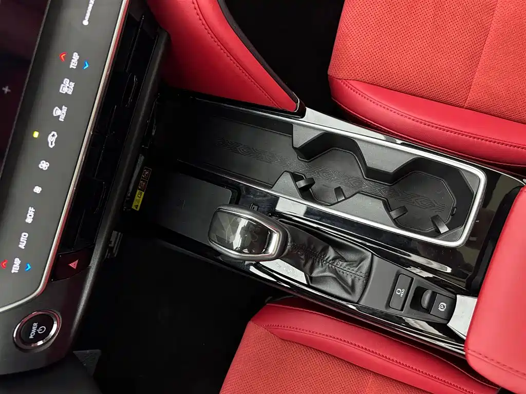 Toyota Camry 2024 Model Dual Hybrid 2.0HXS Sport Plus Edition фото 13