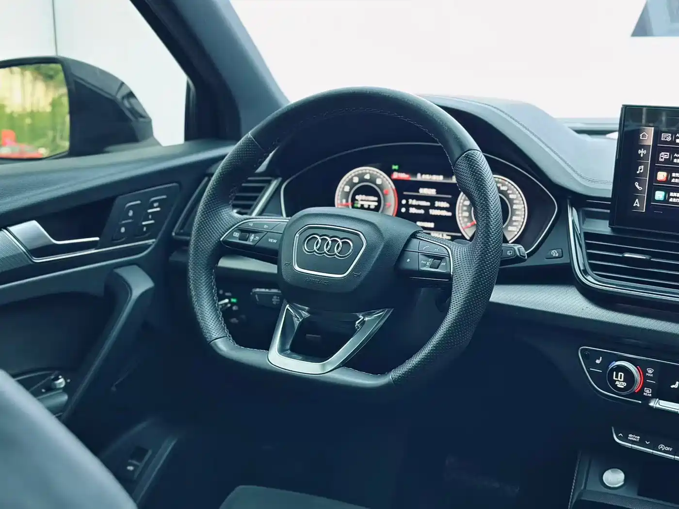 Audi Q5L Sportback 2022 2022 Facelift 40 TFSI Luxury Style