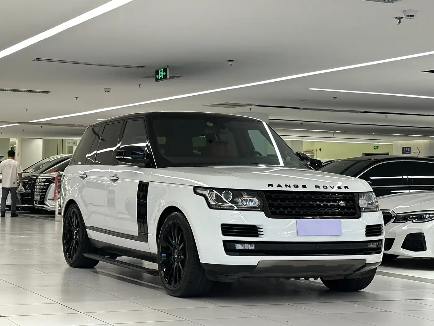 Land Rover Range Rover 2015 3.0 TDV6 Vogue фото 3
