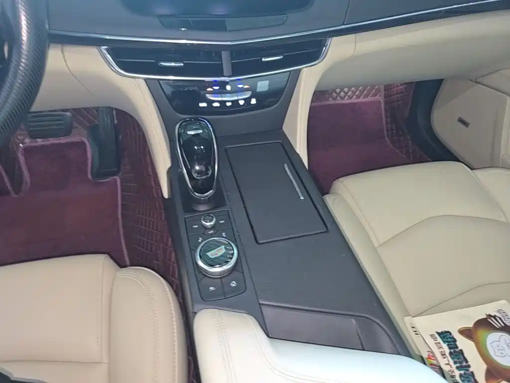 Фото 14 - Cadillac CT6