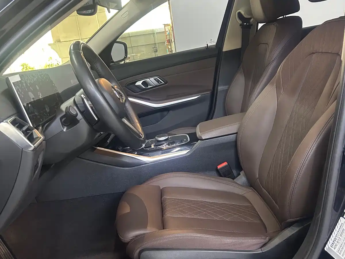 BMW 3 Series 2024 320i M Sport Package фото 5