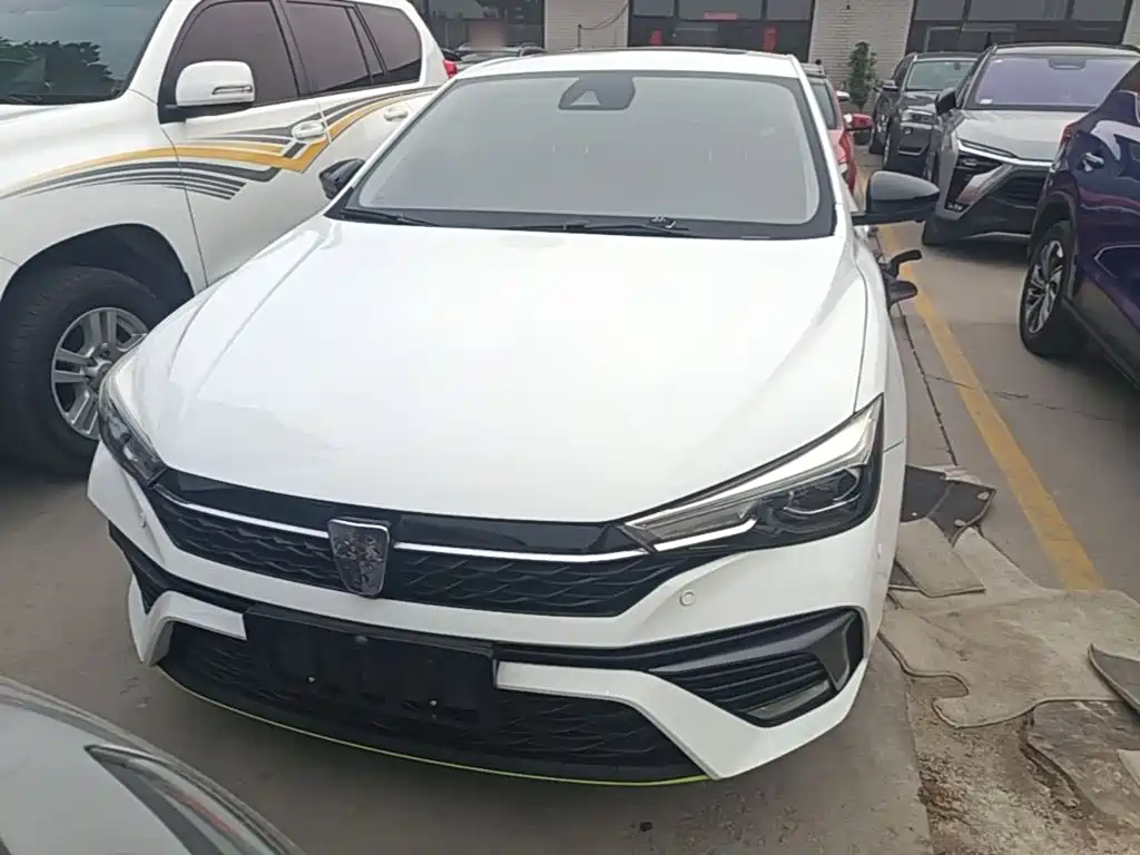 Photo 3 - Roewe i5