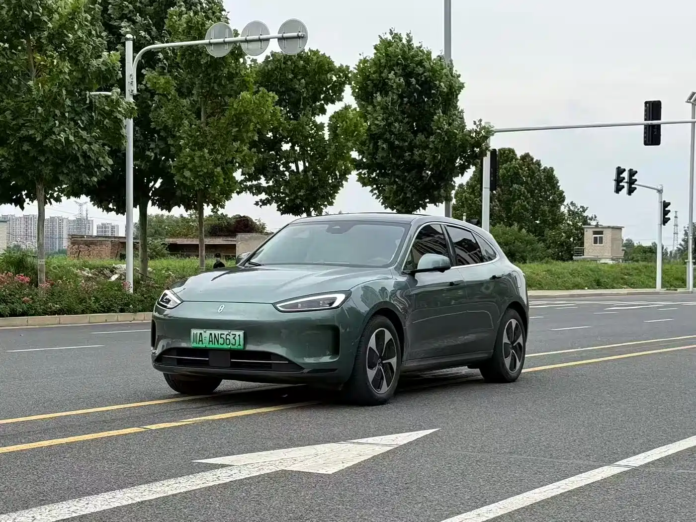 AITO Wenjie AITO M5 2024 Pure Electric Max RWD Advanced Smart Driving Edition фото 2