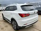 Фото 5 - Roewe RX5