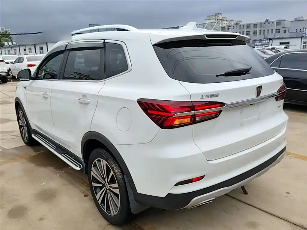 Фото 5 - Roewe RX5