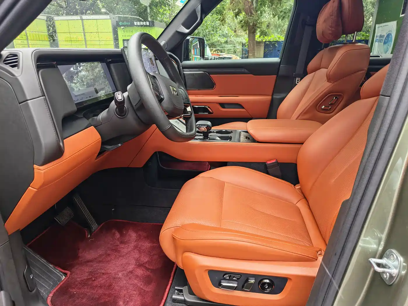 ROX Jishi Extreme Stone 01 2024 2023 Premium 6-Seater Edition