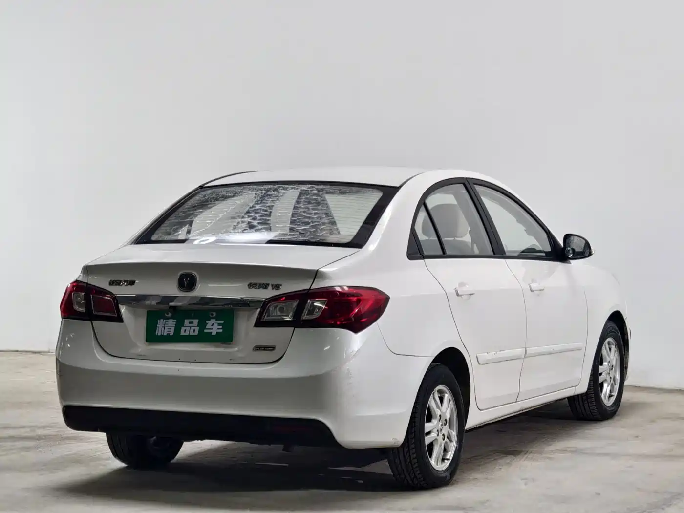 Changan Yuexiang V5 2014 2012 1.5L Manual Dream Edition