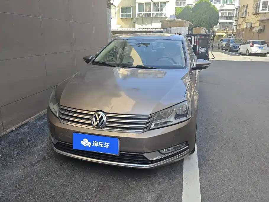 Фото 2 - Volkswagen Magotan