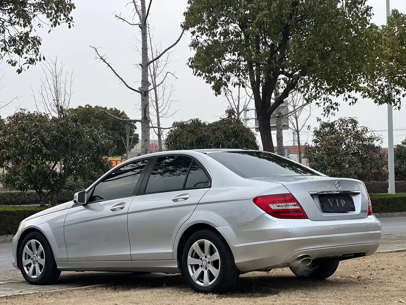 Mercedes-Benz C-Class 2013 Model C 180 CGI Classic фото 9