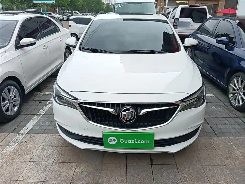 Buick Excelle 2018 18T Automatic Elite фото 3