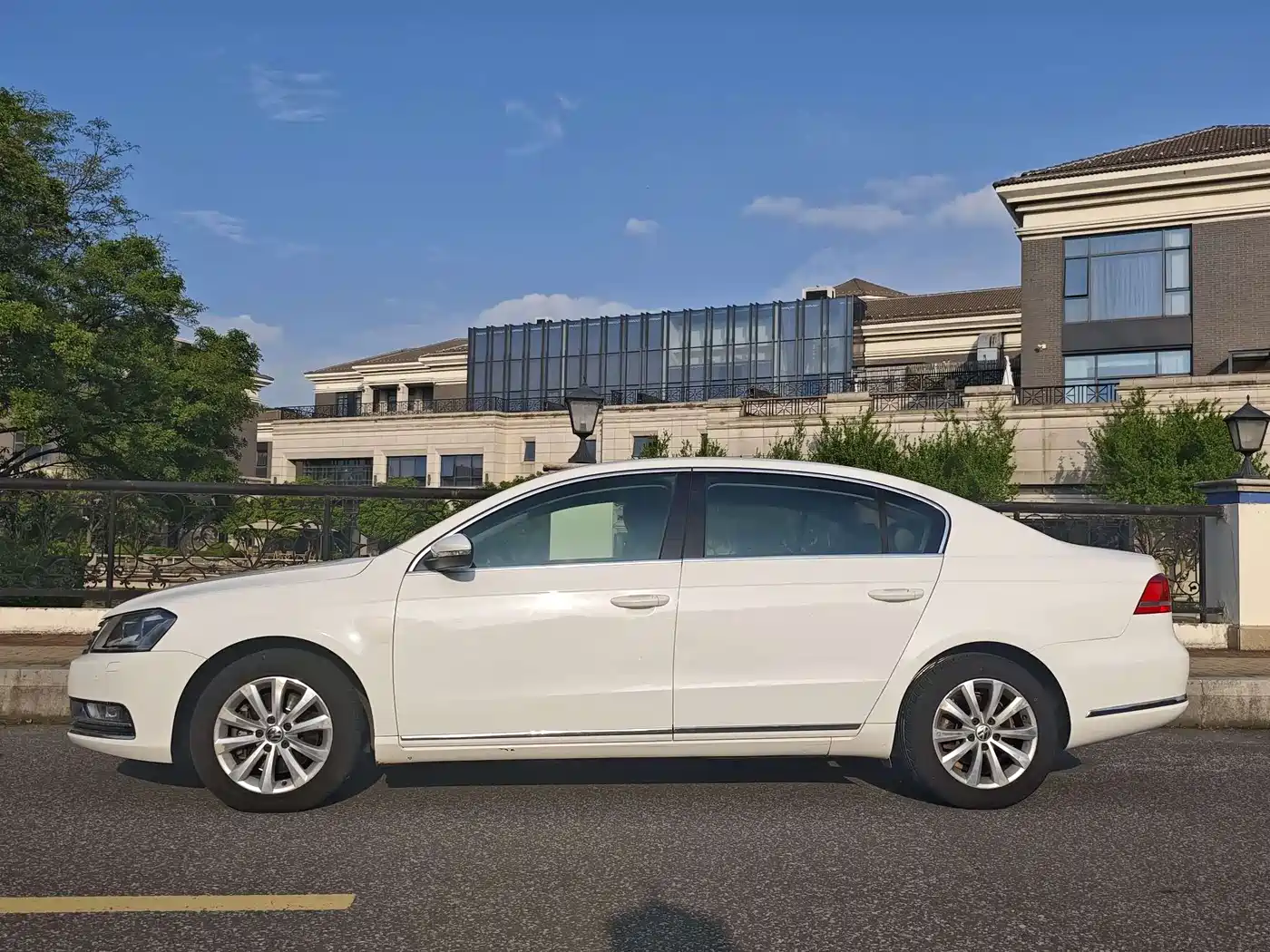 Volkswagen Magotan 2013 1.8TSI Luxury фото 4