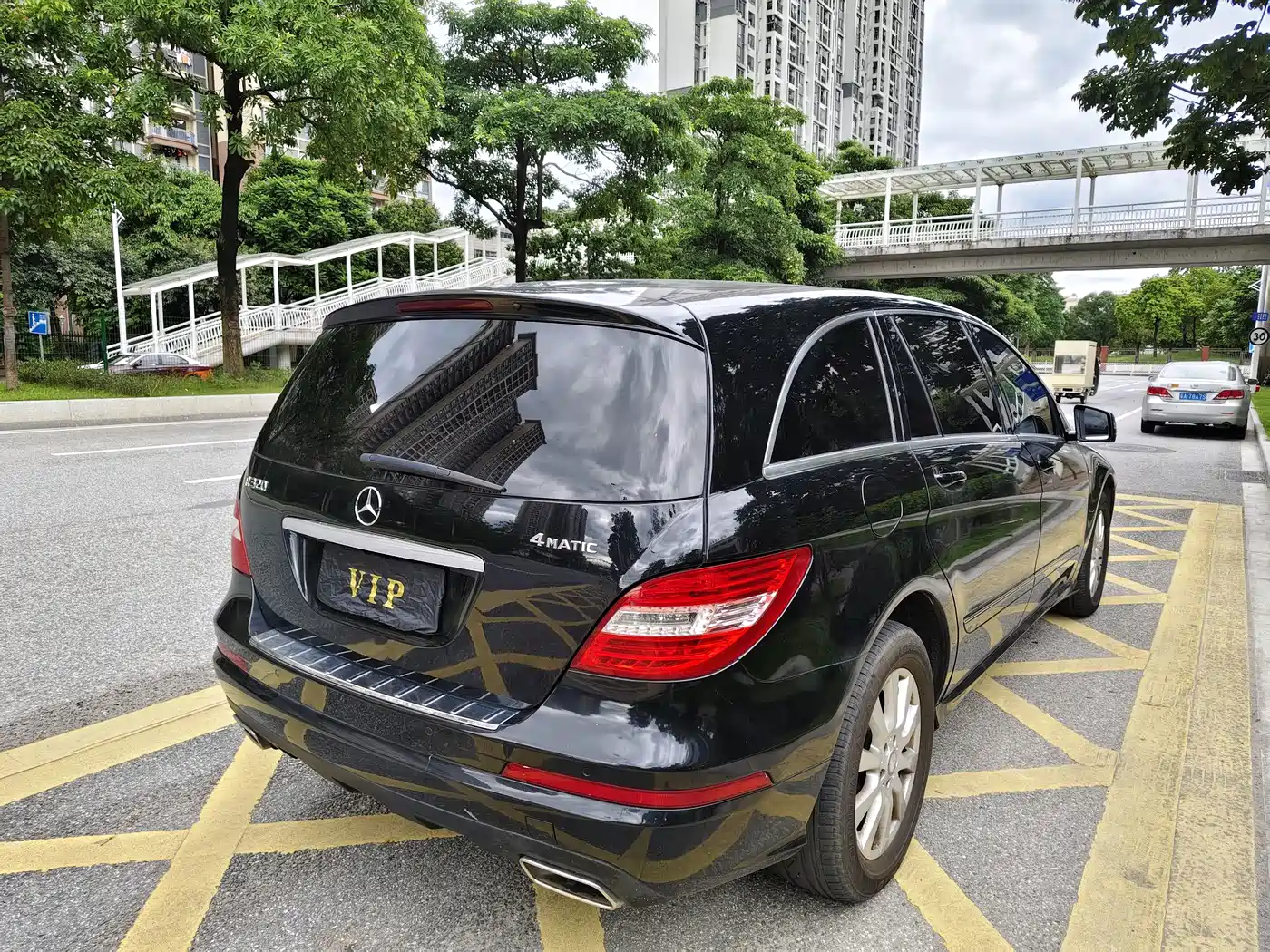 Mercedes-Benz R-Class 2018 2017 R 320 4MATIC Business Collector's Edition