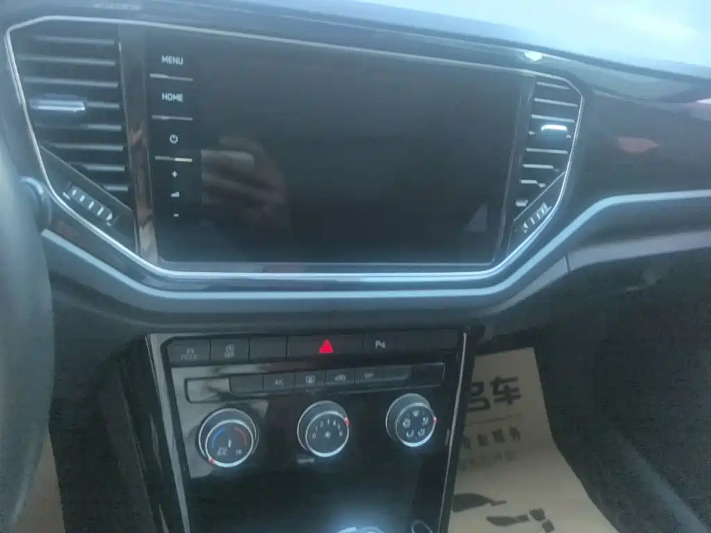 Volkswagen T-Roc, миниатюра 13