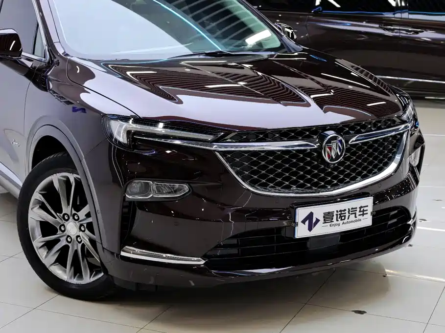 Фото 11 - Buick Enclave