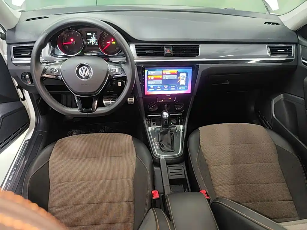 Volkswagen C-TREK 2019 2018 1.5L Automatic Comfort