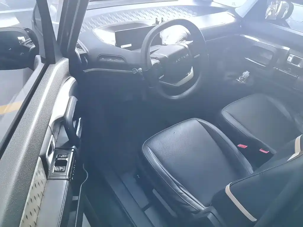 Baojun KiWi EV 2022 2021 Designer NMC
