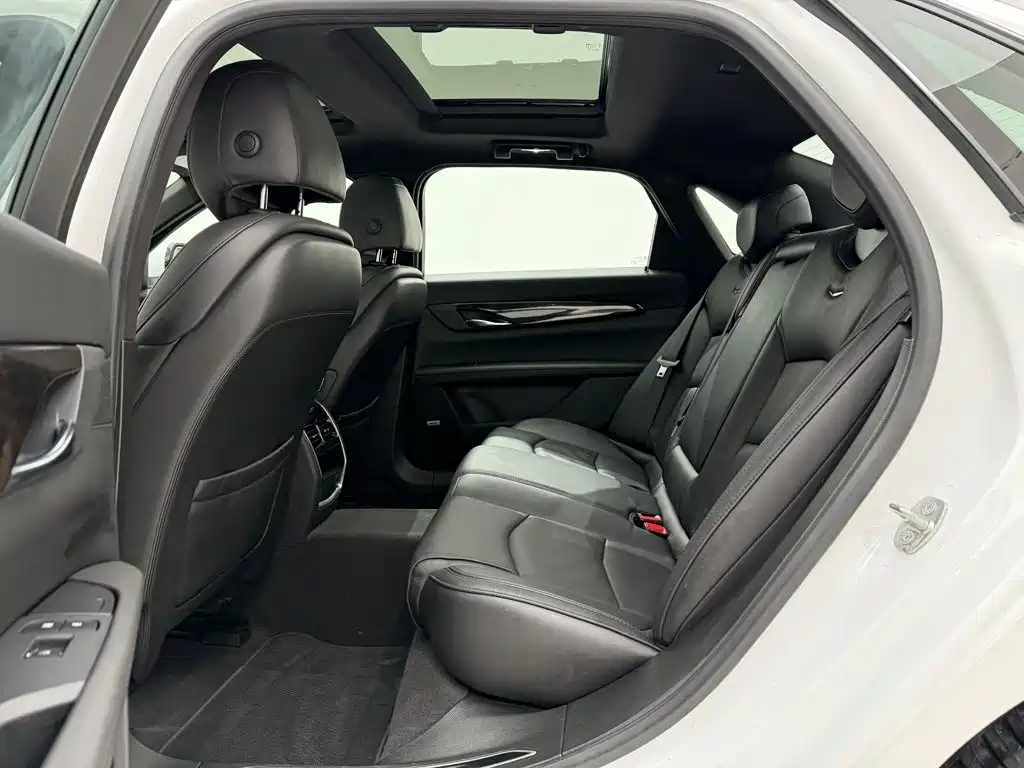 Cadillac CT6 2023 2022 28T Luxury