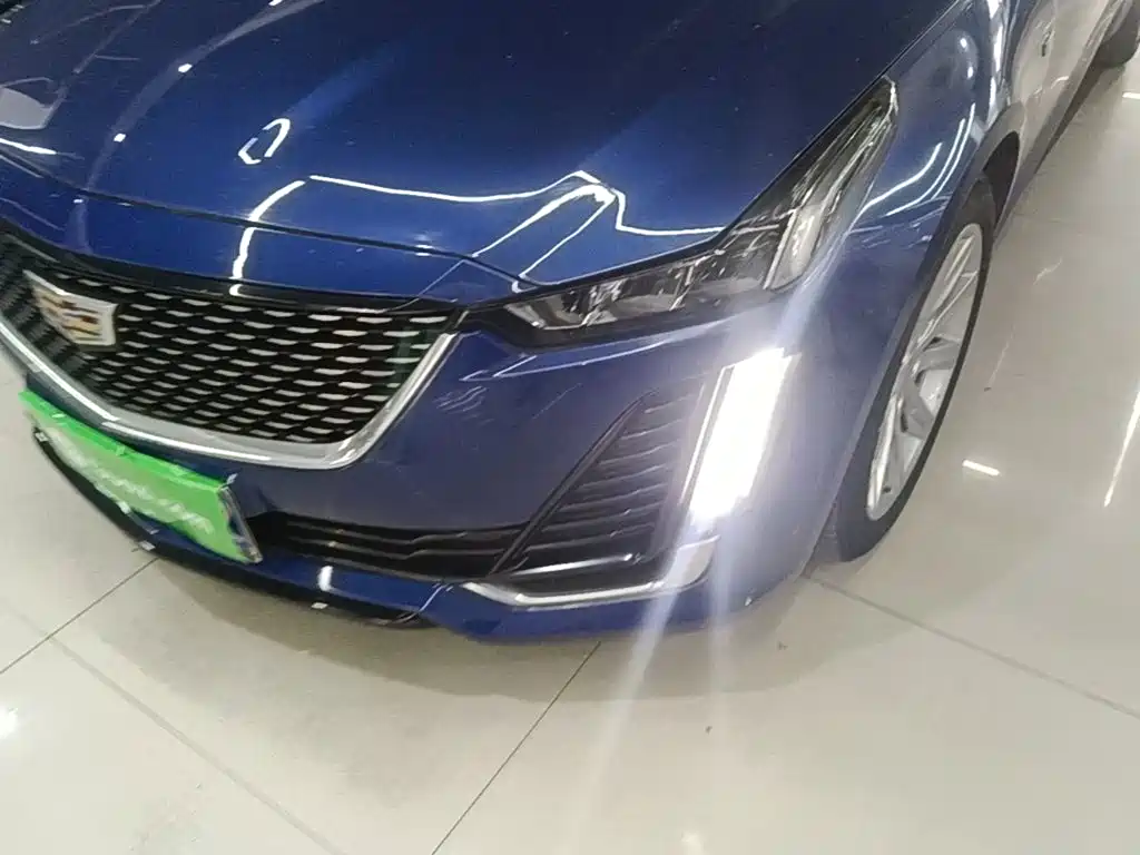 Cadillac CT5 2020 2020 28T Fashion Model