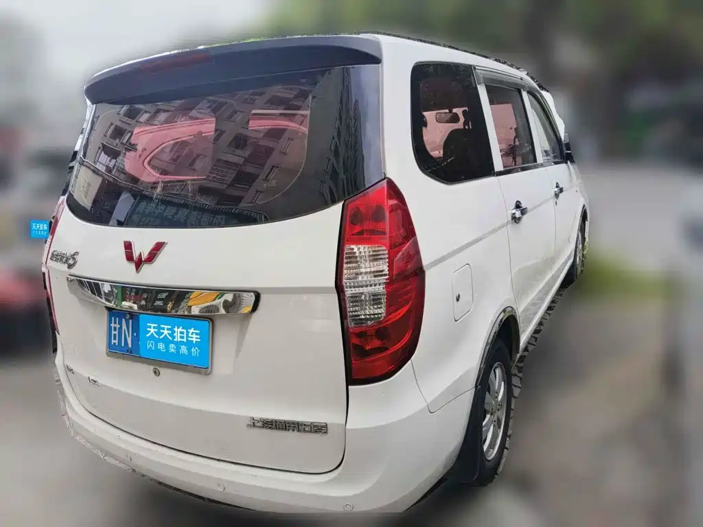 Photo 2 - Wuling Motors Wuling Hongguang