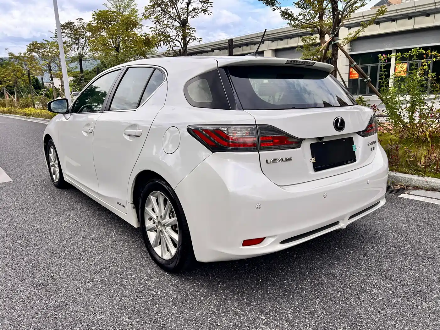 Фото 7 - Lexus CT