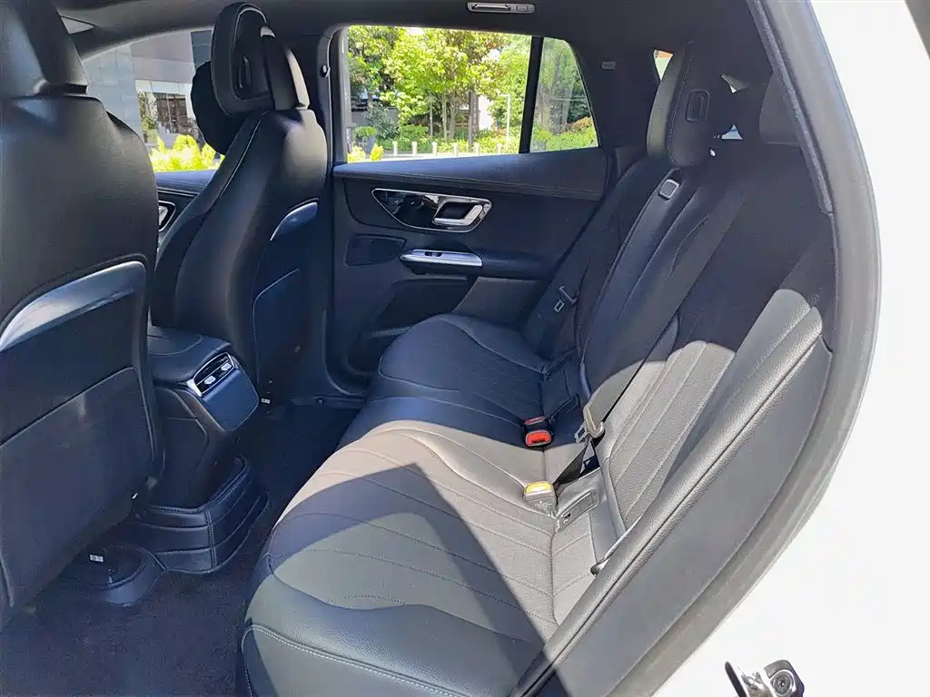 Mercedes-Benz EQE SUV 2023 350 4MATIC Pioneer Edition фото 8