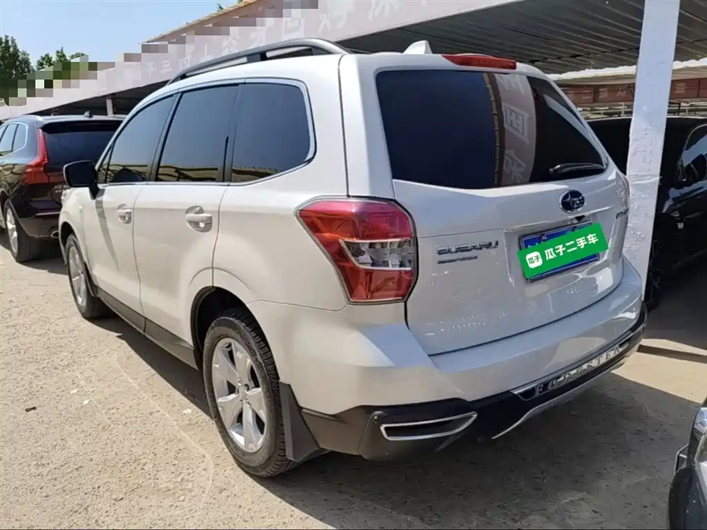 Subaru Forester 2013 2.0i Automatic Luxury Edition фото 23