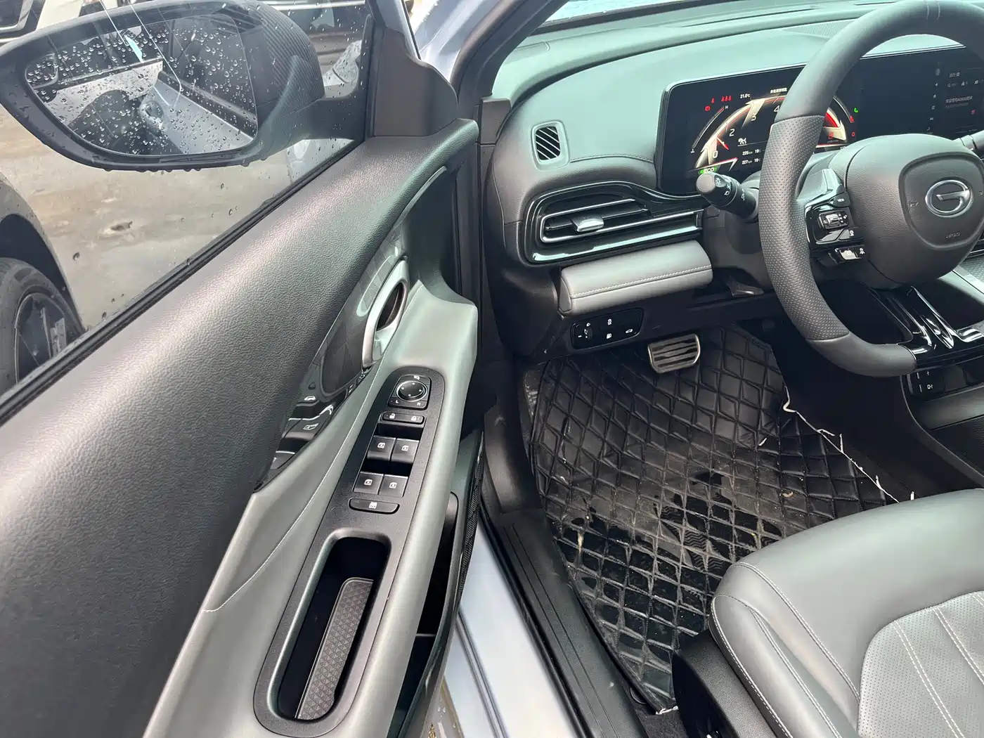 GAC Trumpchi Trumpchi Emkoo 2024 Model 270T DCT Shadow Leopard R-Style Edition фото 4