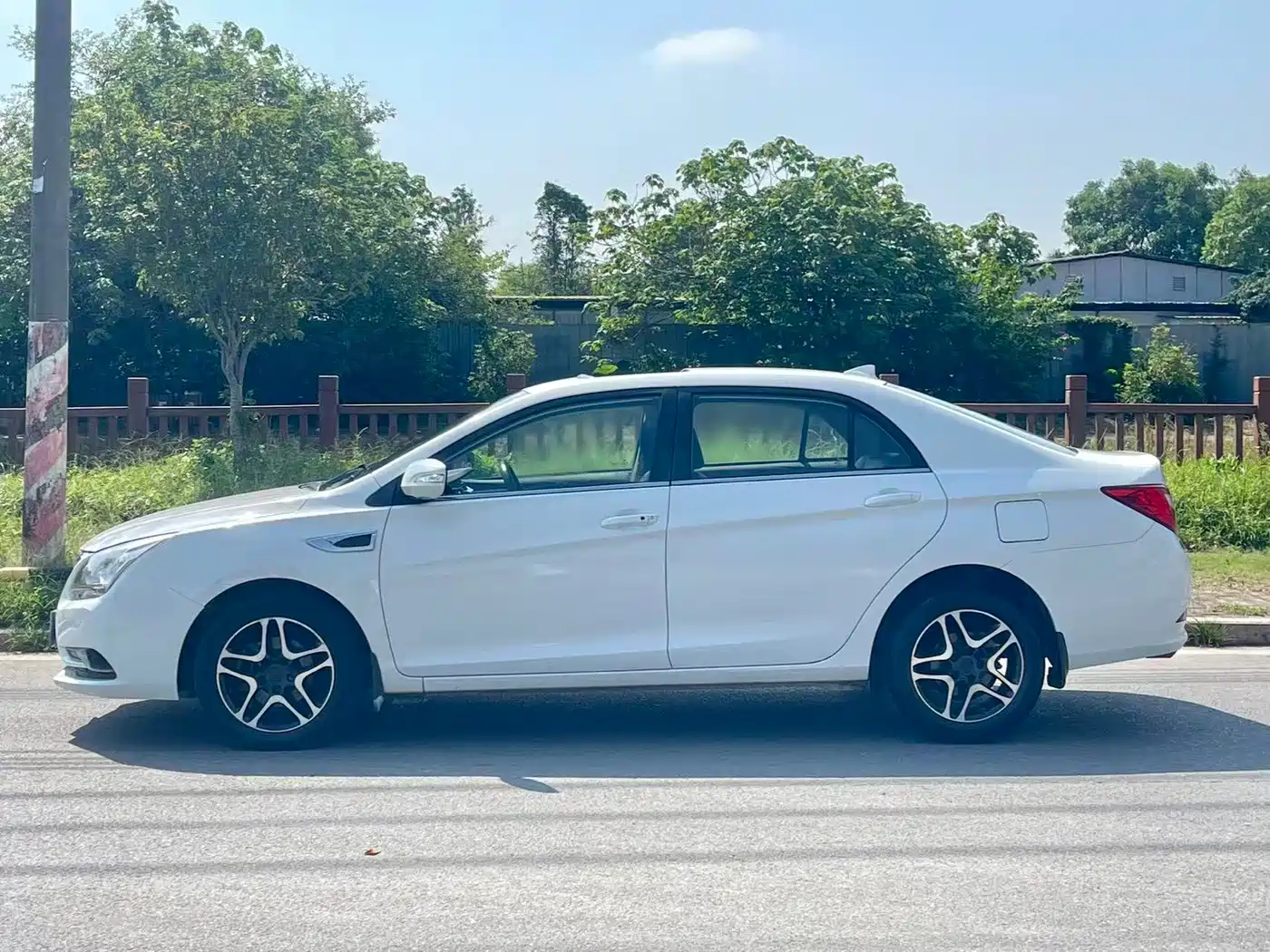 BYD G5 2016 2014 1.5TID Automatic Premium