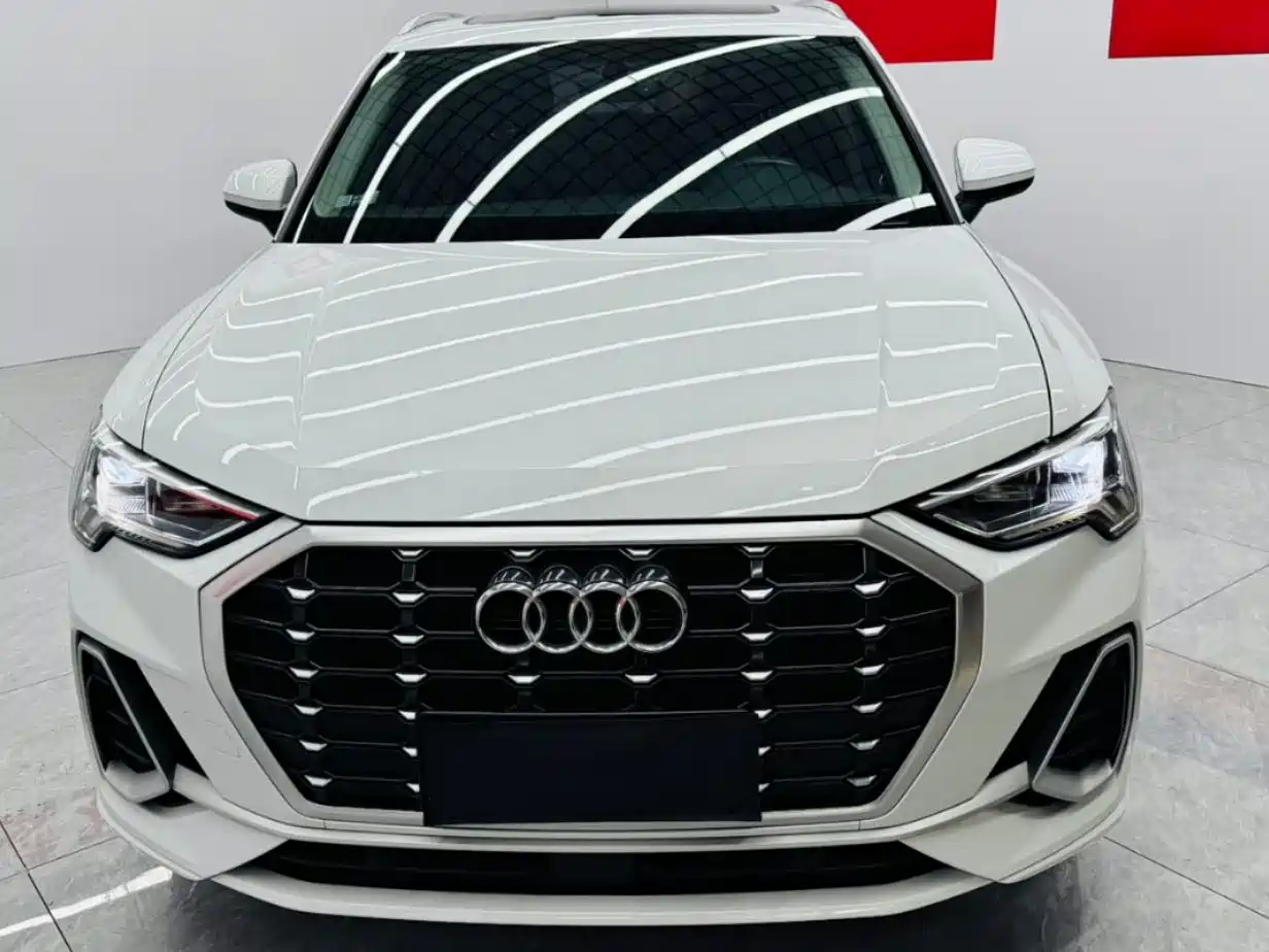 Audi Q3 2021 35 TFSI Fashion Sport фото 2