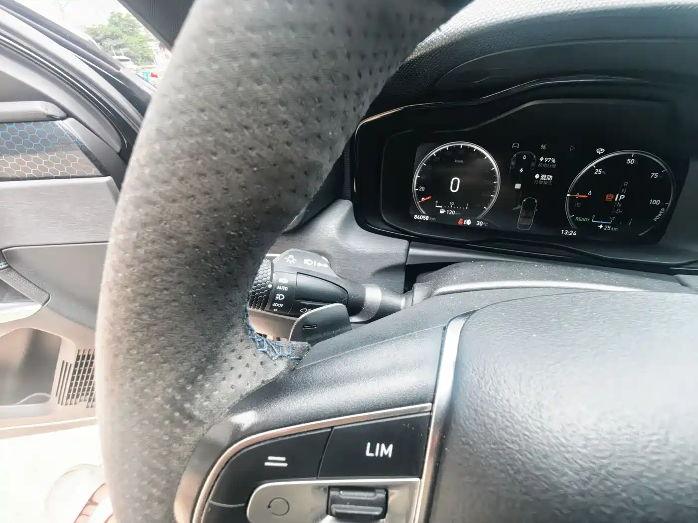 Lynk & Co 03 New Energy 2020 1.5T PHEV Pro фото 46