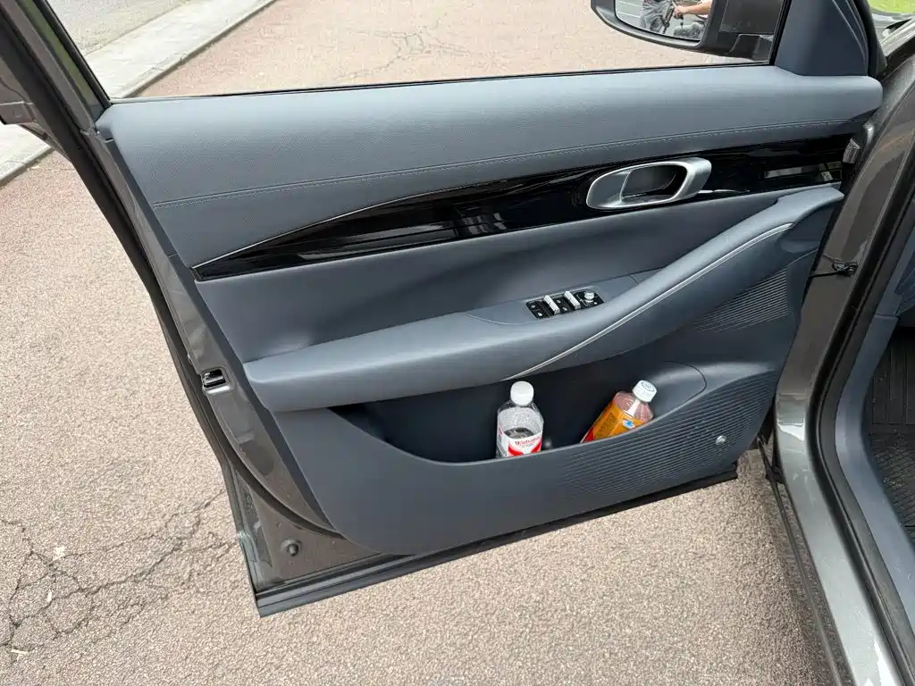 Фото 6 - Geely Galaxy Galaxy E5