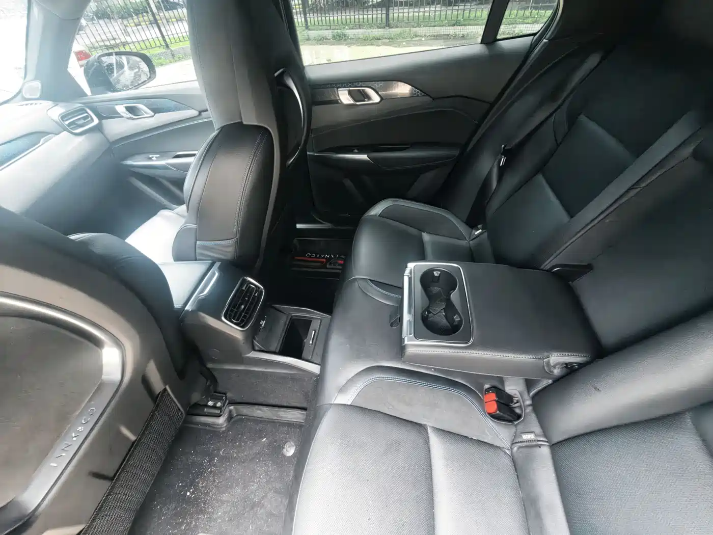 Lynk & Co 03 New Energy 2020 1.5T PHEV Pro фото 34