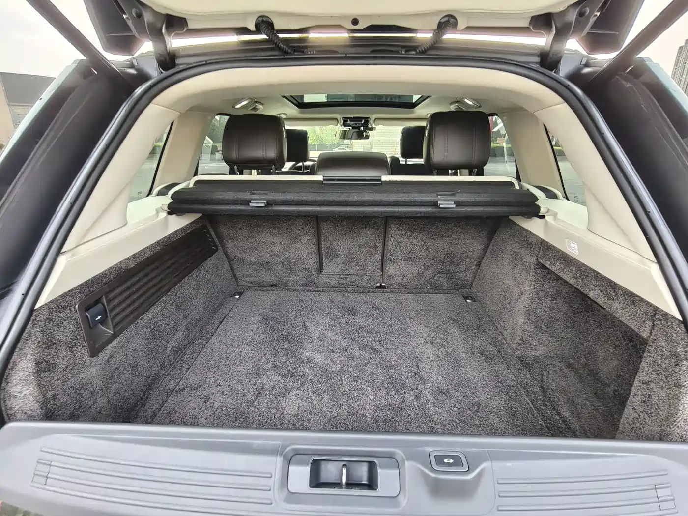 Land Rover Range Rover 2014 2014 Facelift 3.0 SC V6 Vogue