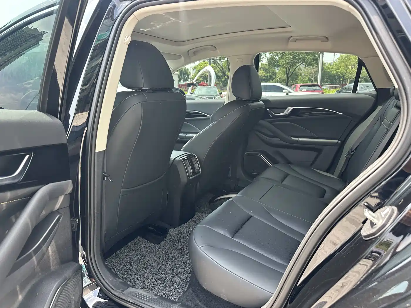 Besturn B70 2024 2023 3rd Generation 1.5T Automatic Comfort