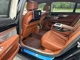 Фото 18 - BMW 7 Series