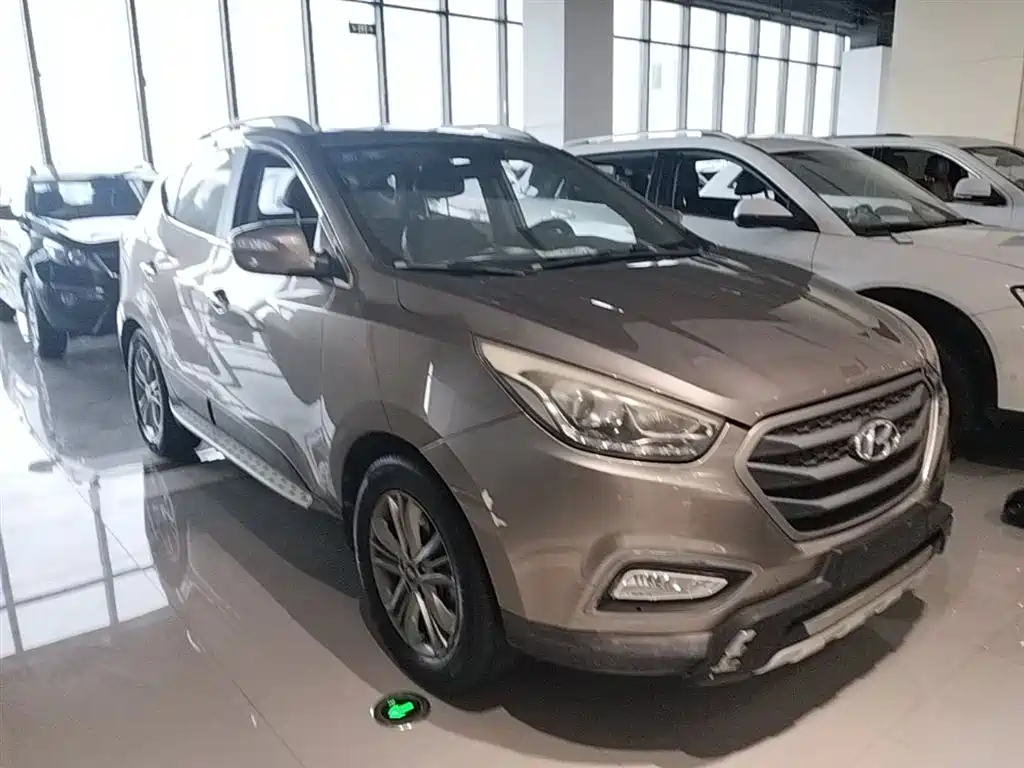 Hyundai Beijing Hyundai ix35 2013 2.0L Auto 2WD Smart GLS China IV фото 4