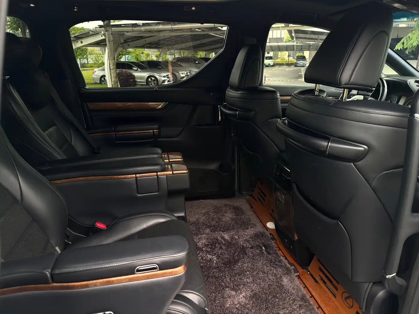 Toyota Alphard 2018 3.5L Premium фото 6