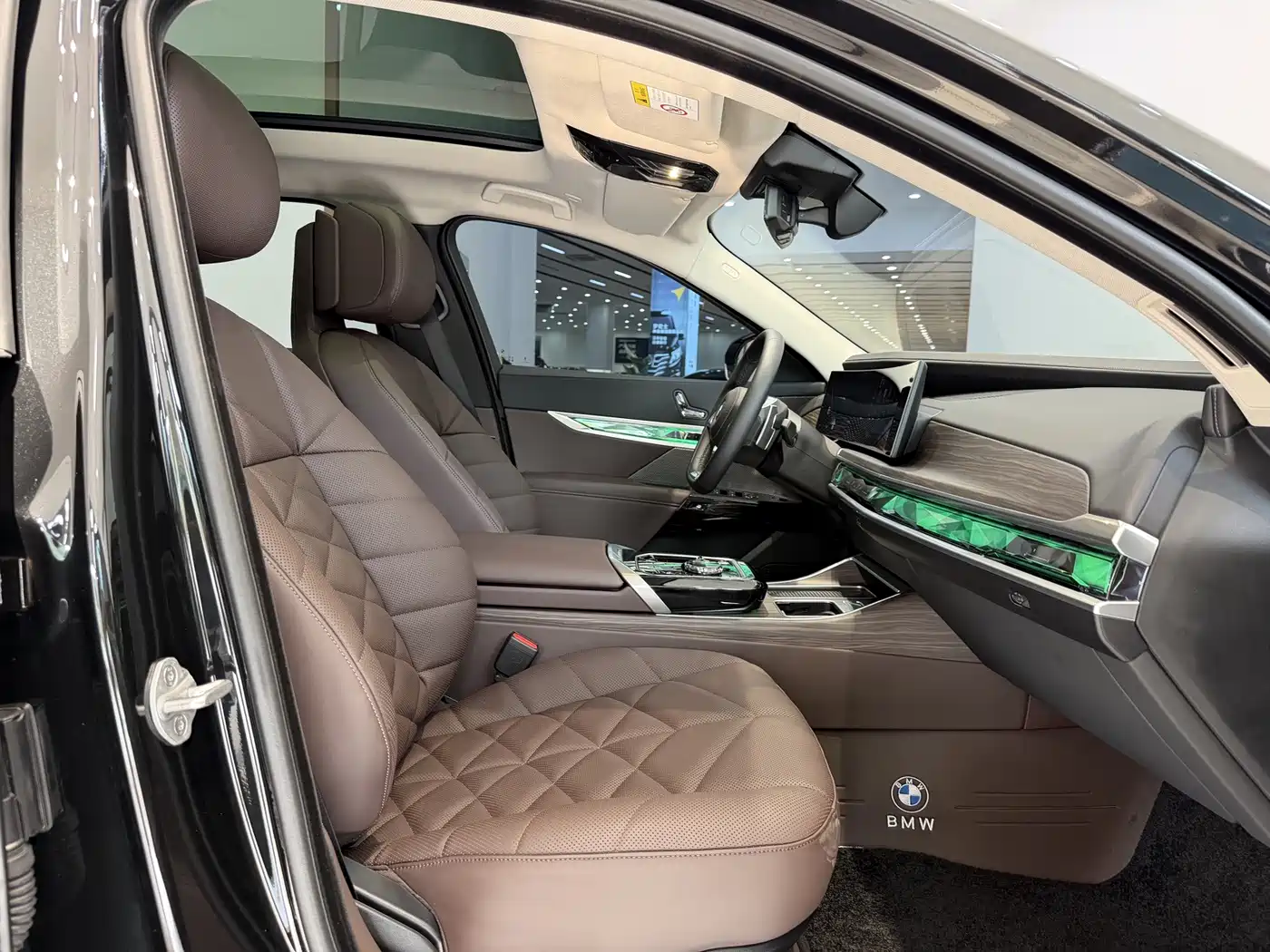 BMW 7 Series 2026 2026 735Li M Sport Package