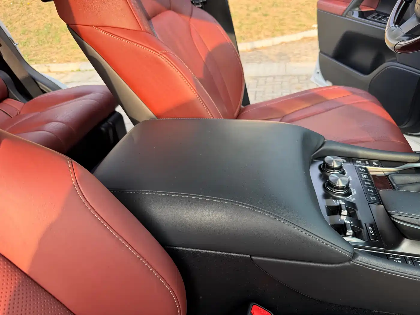 Lexus LX 2017 570 Prestige Luxury фото 25