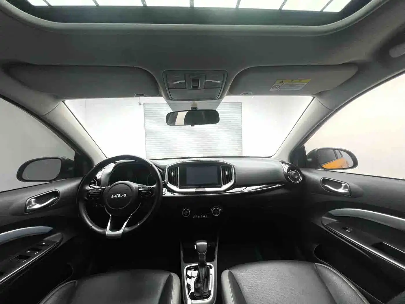 Kia KX1 2021 1.4L CVT Sunroof Version фото 12