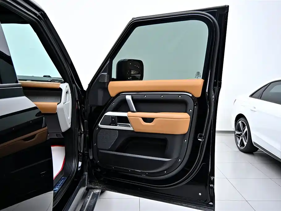 Land Rover Defender 2024 2024 110 3.0T P400 X-DYNAMIC HSE
