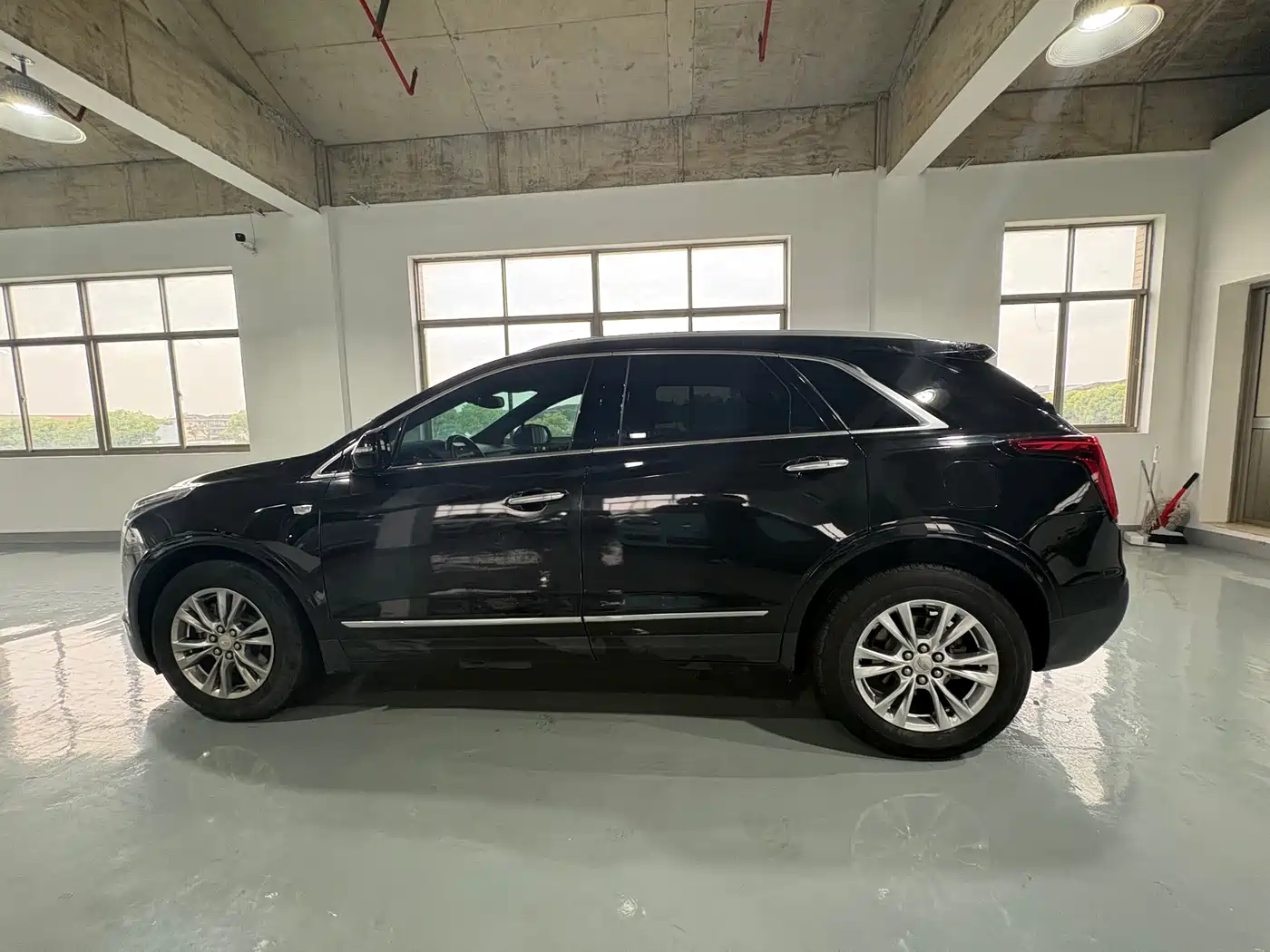 Cadillac XT5 2022 2.0T 2WD Luxury фото 5
