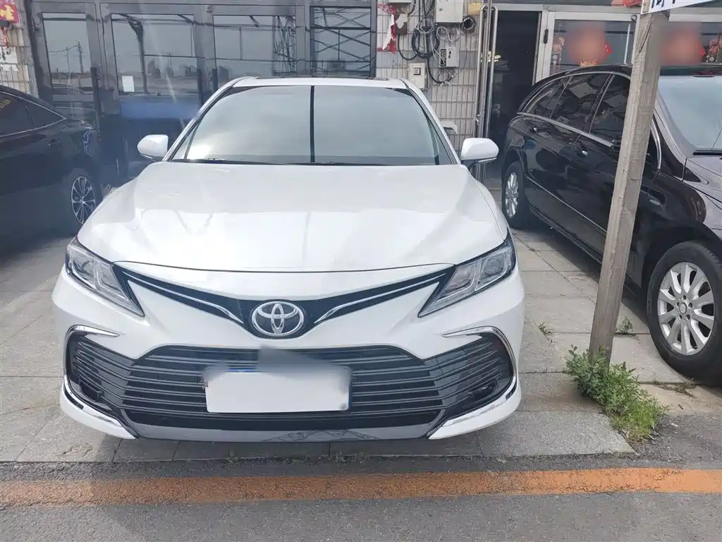 Toyota Camry 2023 2.0GVP Leading Edition фото 7