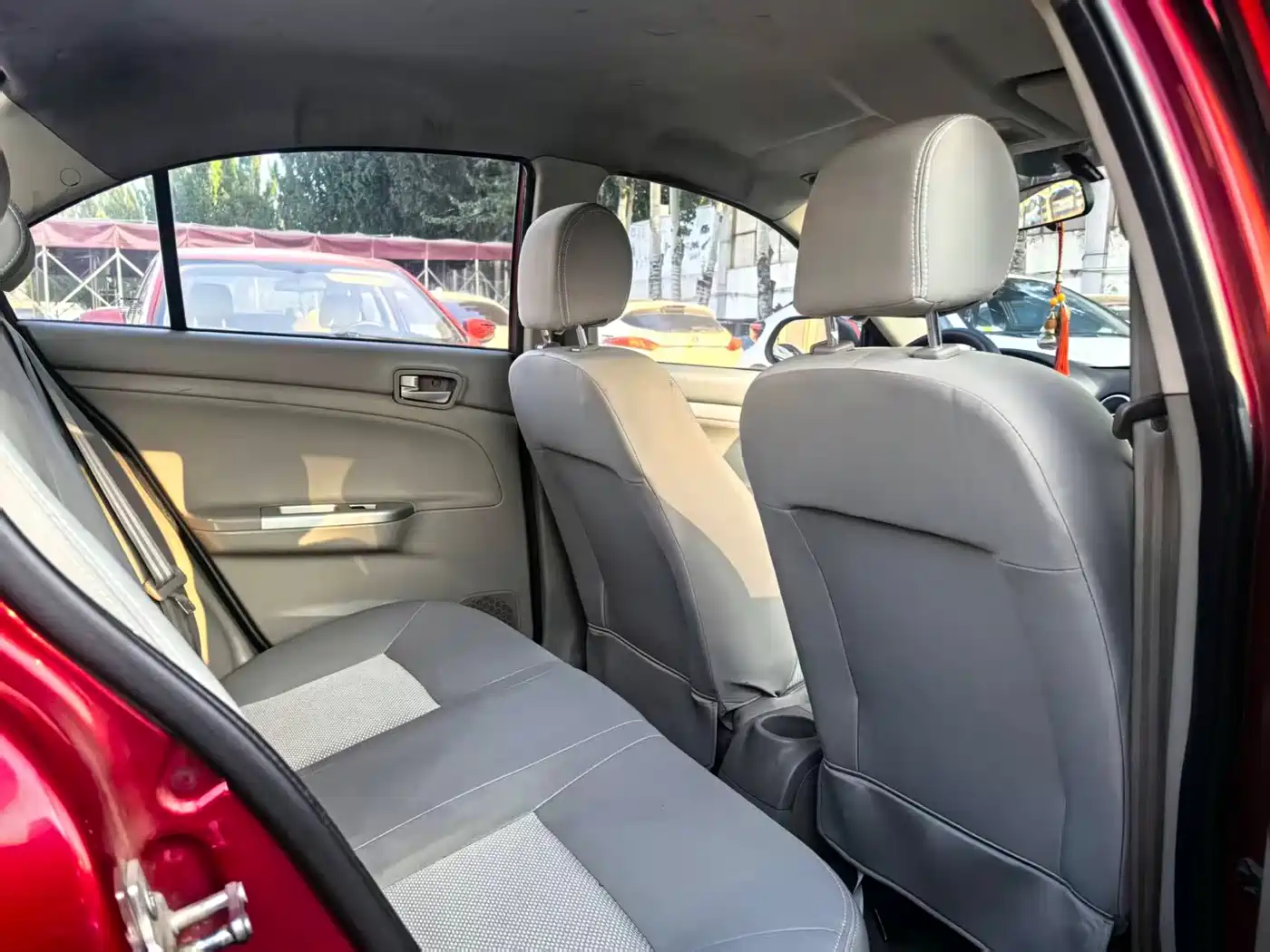 Changan Yuexiang V3 2016 2015 1.4L Manual Happiness Model China IV