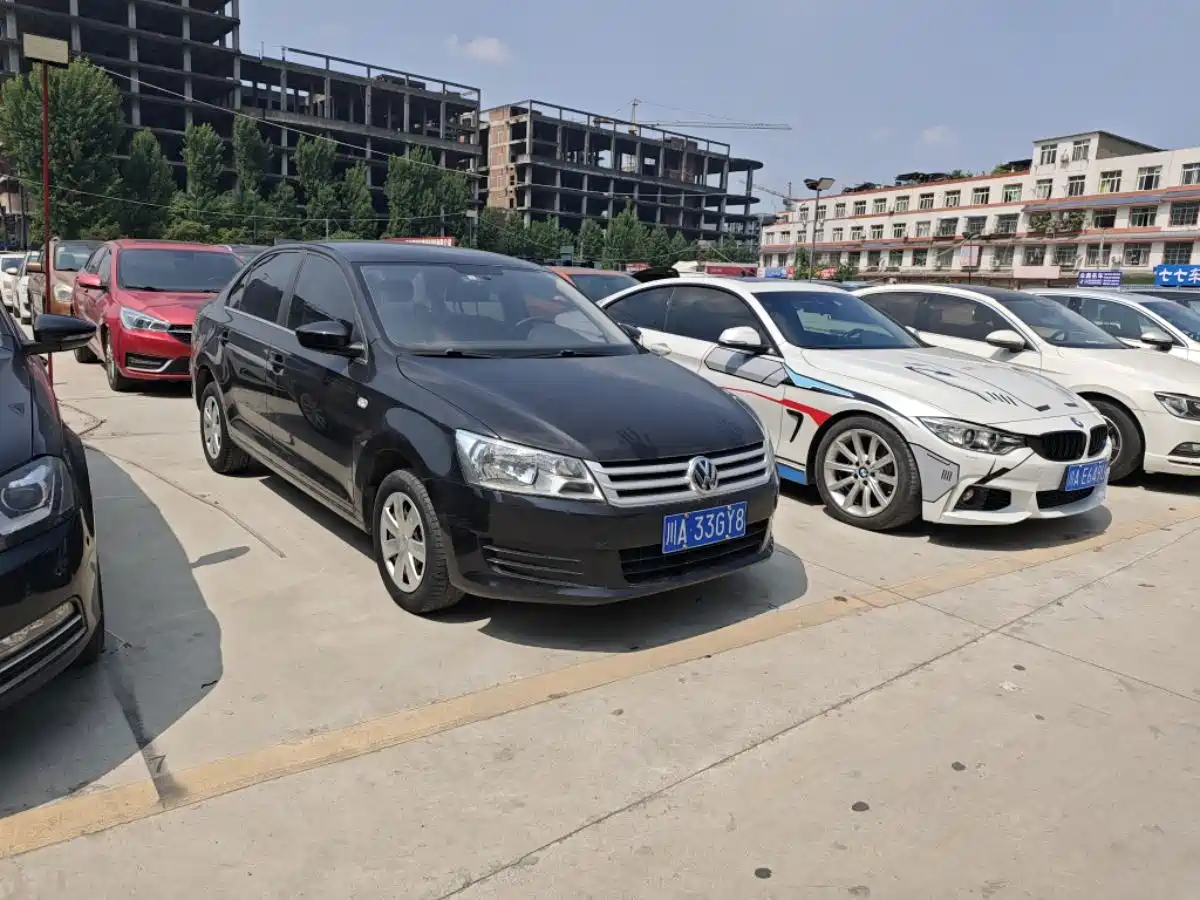Volkswagen Santana 2015 1.6L Manual Trend Edition фото 3
