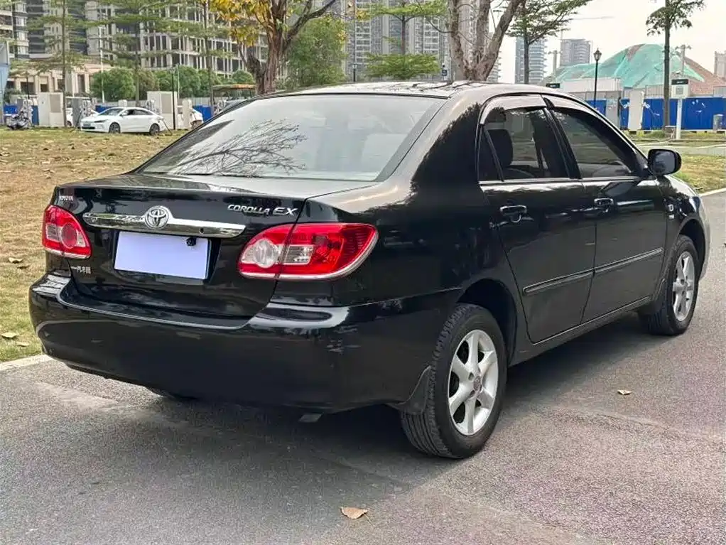 Toyota Corolla 2010 1.6L Manual Classic Edition фото 3