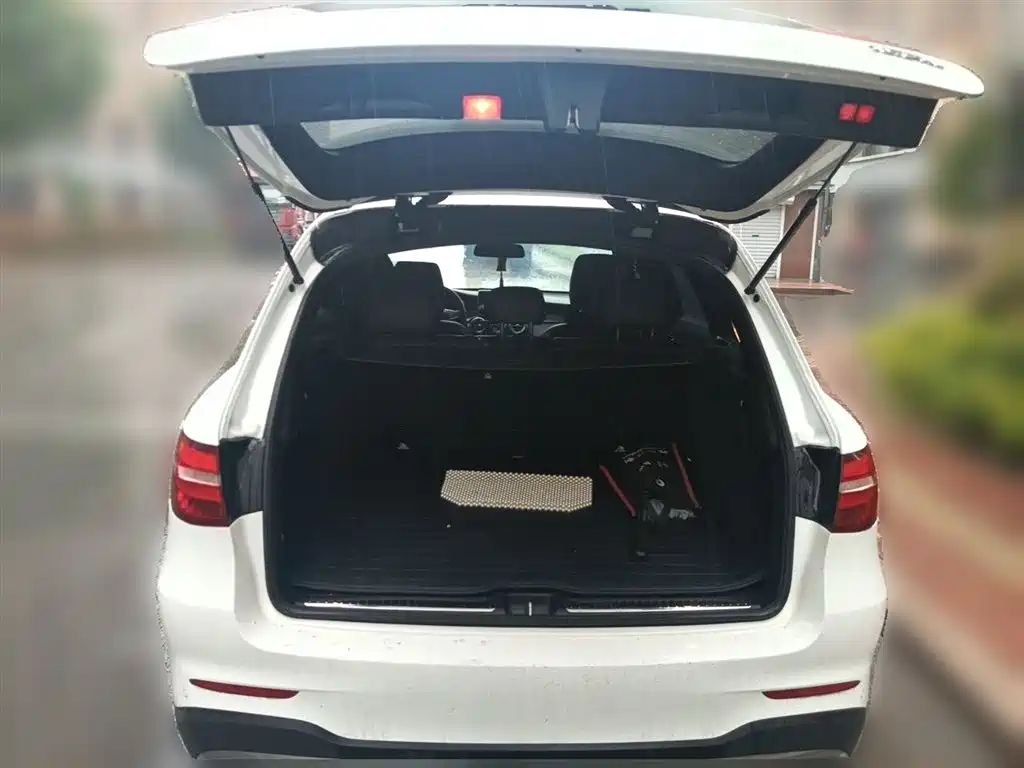 Mercedes-Benz GLC 2019 GLC 260 L 4MATIC Dynamic фото 16