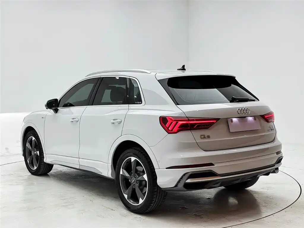Audi Q3 2023 35 TFSI Fashion Dynamic (1.4T) фото 4