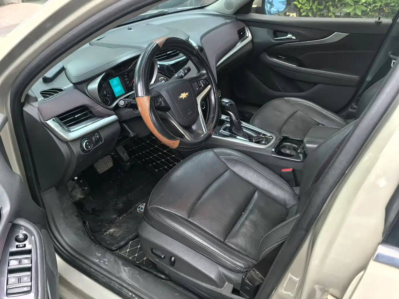 Chevrolet Malibu 2016 2.0L Automatic Luxury фото 4